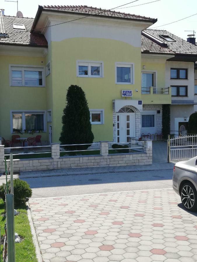 Apartmani Nova Karlovac Exterior foto